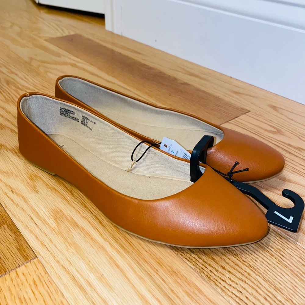 Brown flats